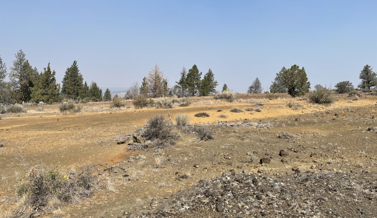 2.36 Acres, Klamath County OR, Parcel R267428 - Image 4