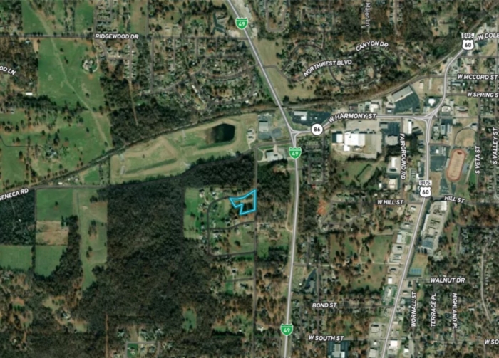 Discover Your Missouri Retreat, 3.23 Acres in Newton, MO, Parcel 16-7.0-26-000-000-001.001 - Image 12