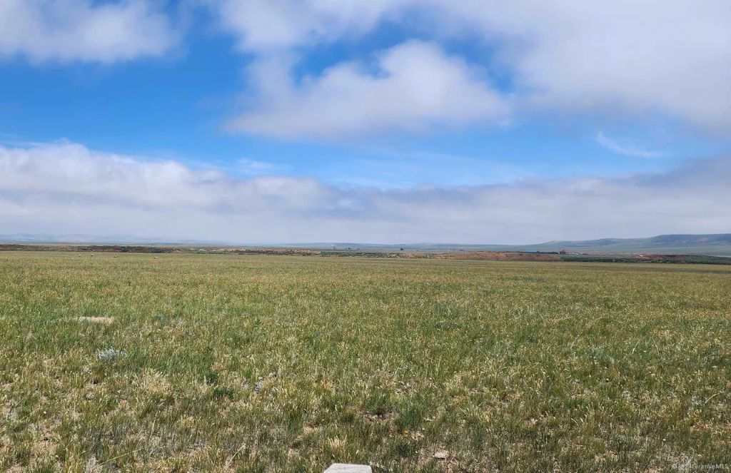 Build Your Dream Retreat 35.01 Acres, Albany, Wyoming 05-2274-33-1-04-001.00 - Image 2